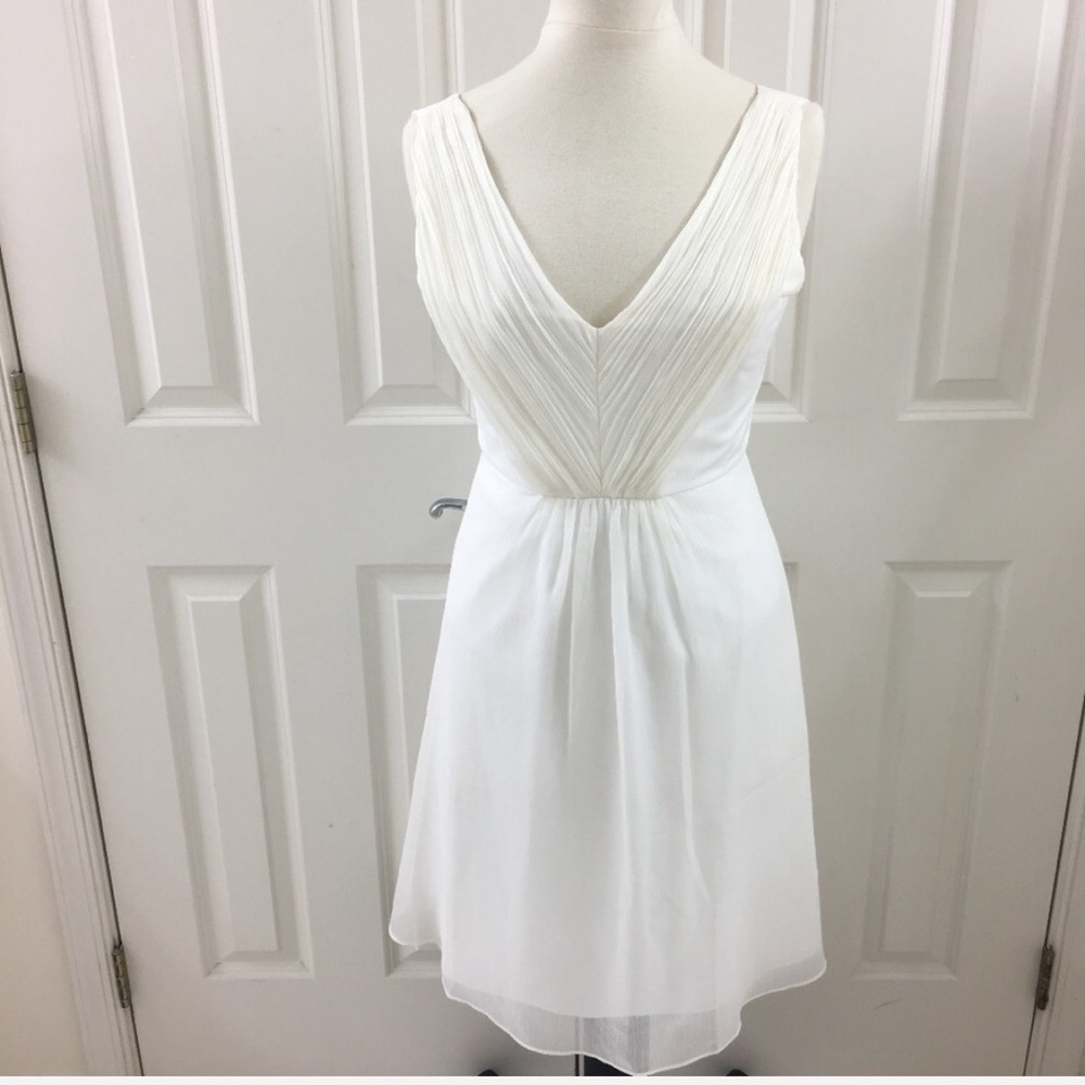 🎊🌸🎉HP🎊🎉💕J. Crew Ivory V-neck dress Sz 4 - Picture 2 of 8